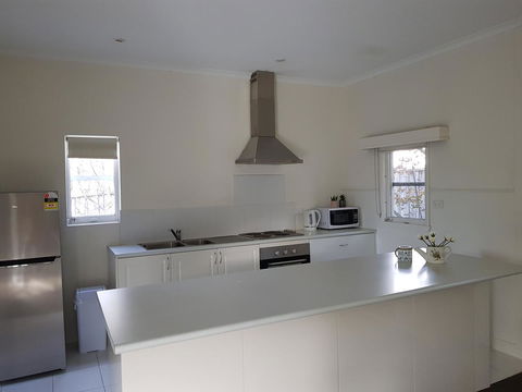 Dromana Holiday Beach House - Accommodation 4U 8