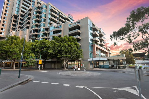 Waterfront Melbourne Apartments - Accommodation 4U 21