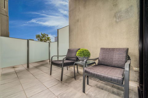 Waterfront Melbourne Apartments - Accommodation 4U 30