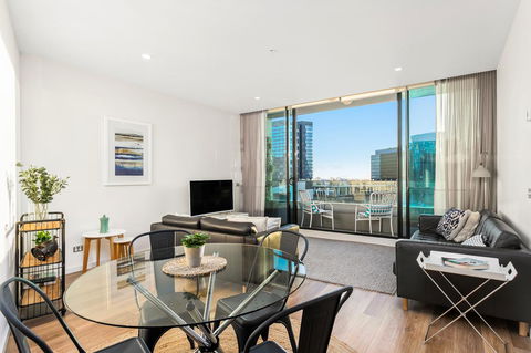 Waterfront Melbourne Apartments - Accommodation 4U 11