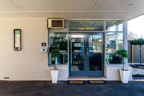 Bendigo Oval Motel - Accommodation 4U 23