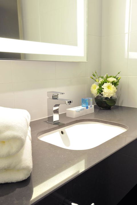 Novotel Melbourne On Collins - Accommodation 4U 37