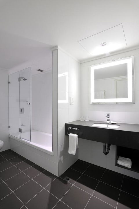 Novotel Melbourne On Collins - Accommodation 4U 22
