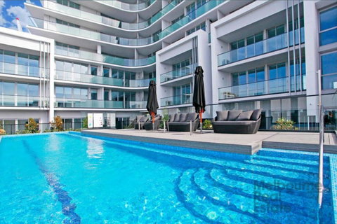 Doncaster Private Collection 2 Bed Townhouse@Pearl - Accommodation 4U 16