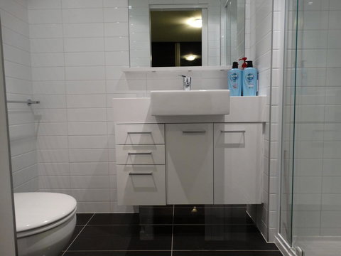 Cloud9 Luxury Apartments - Accommodation 4U 10