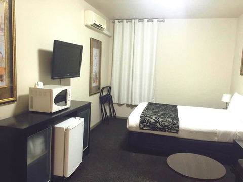 City Square Motel - Accommodation 4U 1