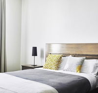 Plough Hotel - Accommodation 4U
