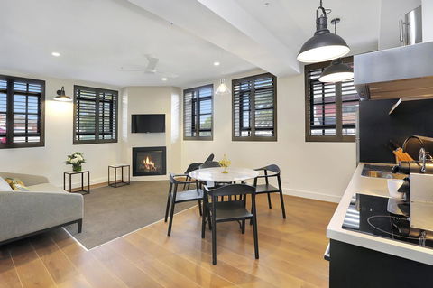 Devlin Apartments - Accommodation 4U 2
