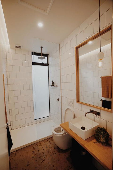 THE WAREHOUSE APARTMENTS - Accommodation 4U 18