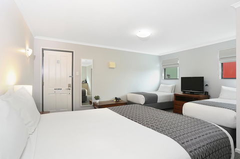 Quality Inn & Suites The Menzies - Accommodation 4U 15