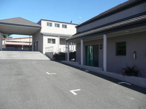 Quality Inn & Suites The Menzies - Accommodation 4U 5