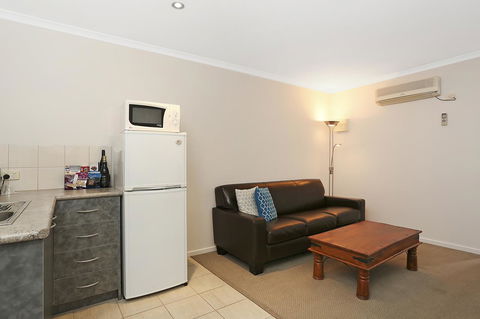 Quality Inn & Suites The Menzies - Accommodation 4U 39