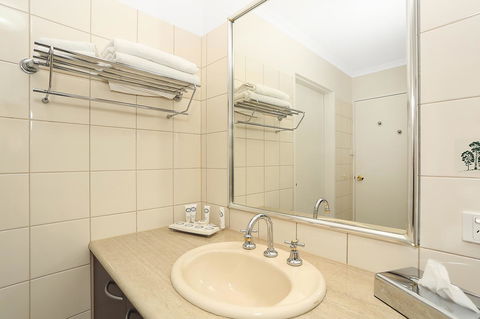 Quality Inn & Suites The Menzies - Accommodation 4U 32