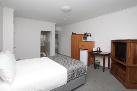 Quality Inn & Suites The Menzies - Accommodation 4U 7