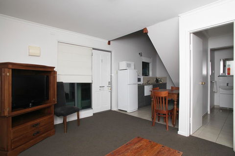Quality Inn & Suites The Menzies - Accommodation 4U 26