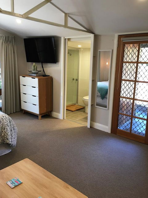 The Cosy Bungalow - Accommodation 4U 3