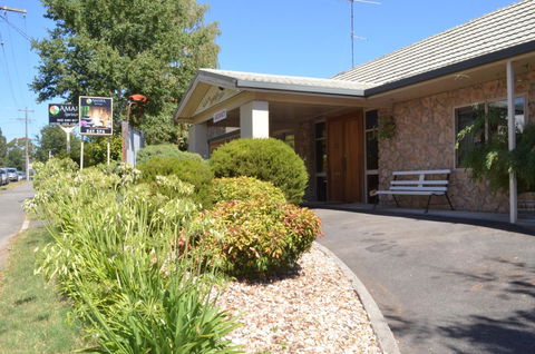 Amara Springs Guest House - Accommodation 4U 25
