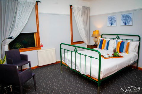 Amara Springs Guest House - Accommodation 4U 10