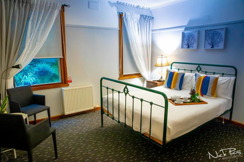 Amara Springs Guest House - Accommodation 4U 4