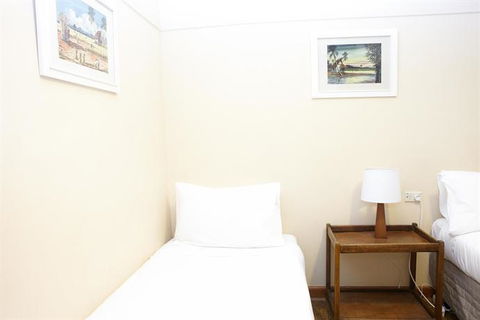 Amara Springs Guest House - Accommodation 4U 27