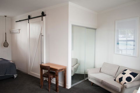 Anchor Geelong - Accommodation 4U 4