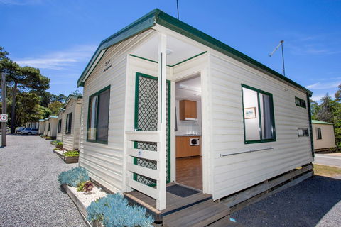BIG4 Castlemaine Gardens - Accommodation 4U 15