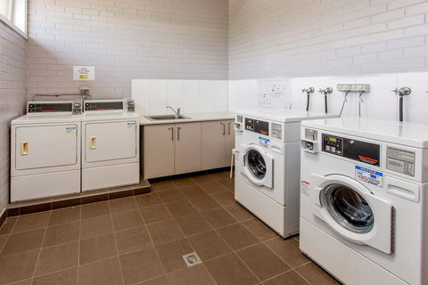 BIG4 Castlemaine Gardens - Accommodation 4U 34