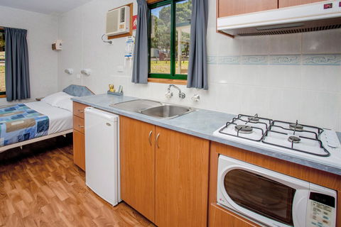 BIG4 Castlemaine Gardens - Accommodation 4U 16