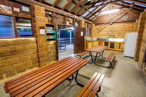 BIG4 Castlemaine Gardens - Accommodation 4U 26