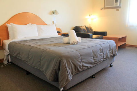 St Georges Motor Inn - Accommodation 4U 7