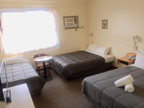 St Georges Motor Inn - Accommodation 4U 14