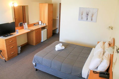 St Georges Motor Inn - Accommodation 4U 3