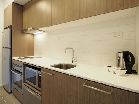 Apartments @ 350 William - Accommodation 4U 5