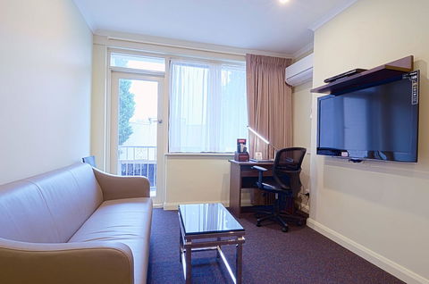 Park Squire Motor Inn & Serviced Apartments - Accommodation 4U 9