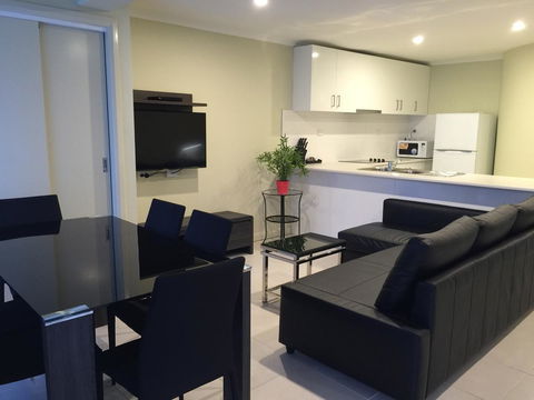 Park Squire Motor Inn & Serviced Apartments - Accommodation 4U 33