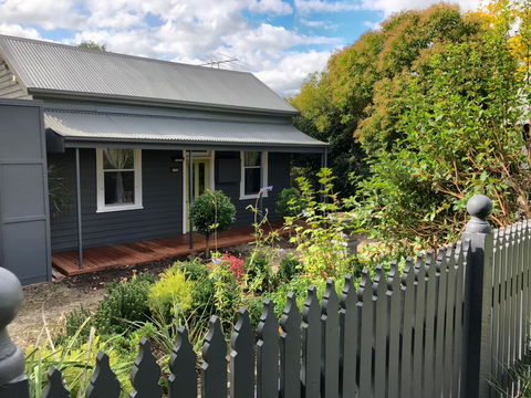 Cinta Cottage - Accommodation 4U 2