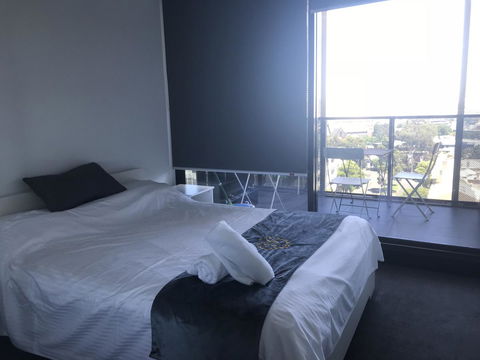 Mel-Uni Village - Accommodation 4U 4