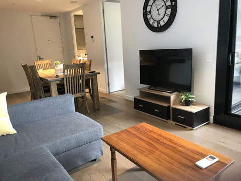 Mel-Uni Village - Accommodation 4U 1