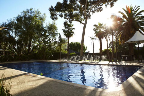 Novotel Melbourne Preston - Accommodation 4U 6