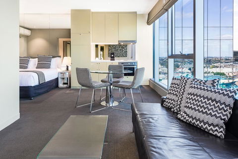Novotel Melbourne Preston - Accommodation 4U 14