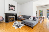 Central Bendigo Cottage walk to everywhere