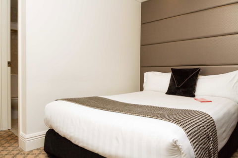 Stamford Plaza Melbourne - Accommodation 4U 12