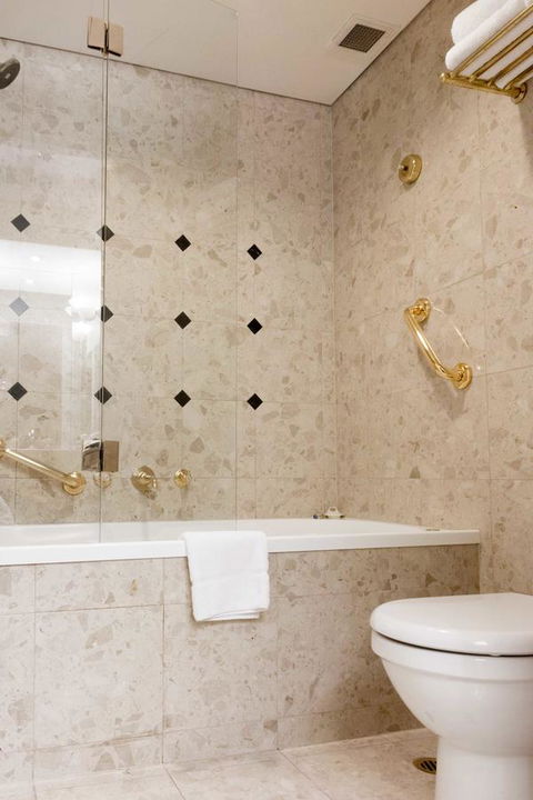 Stamford Plaza Melbourne - Accommodation 4U 10