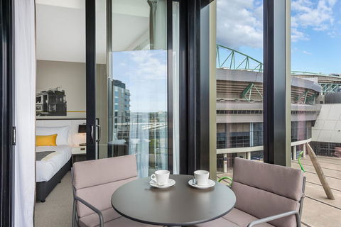 Peppers Docklands - Accommodation 4U 25