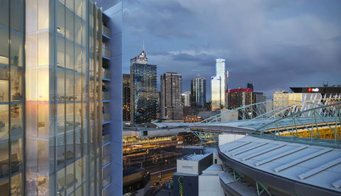 Peppers Docklands - Accommodation 4U 13