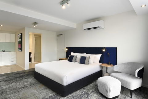 Brady Apartment Hotel Flinders Street - Accommodation 4U 8