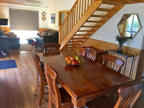 Kangurra Holiday House - Accommodation 4U 13