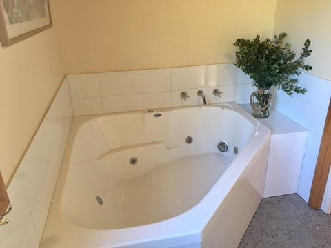 Kangurra Holiday House - Accommodation 4U 2