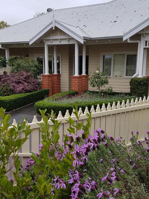 Healesville House - Fig Tree House - Accommodation 4U 1