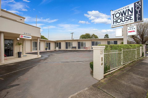 Hamilton Townhouse Motel - Accommodation 4U 14
